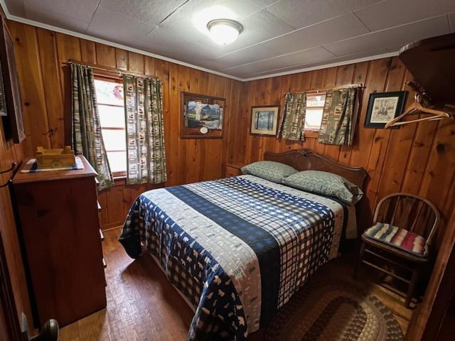 Red Tree Resort Llc Phillips Esterno foto